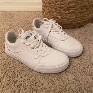 VANS 6.5 All White sneakers